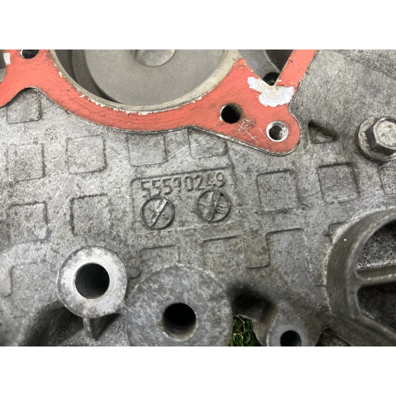 Передняя крышка мотора (двигатель и элементы) CHEVROLET Volt 1 2012 1.4 55581013