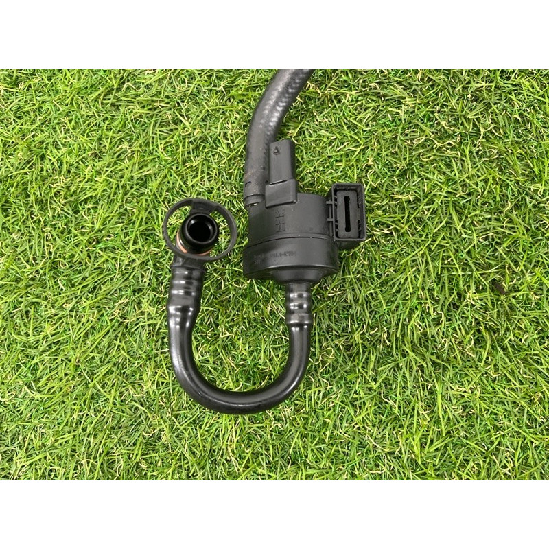 Клапан вентиляции топливного бака (топливная система) AUDI Q7 4M 2018 3.0 TFSi 06E133781J