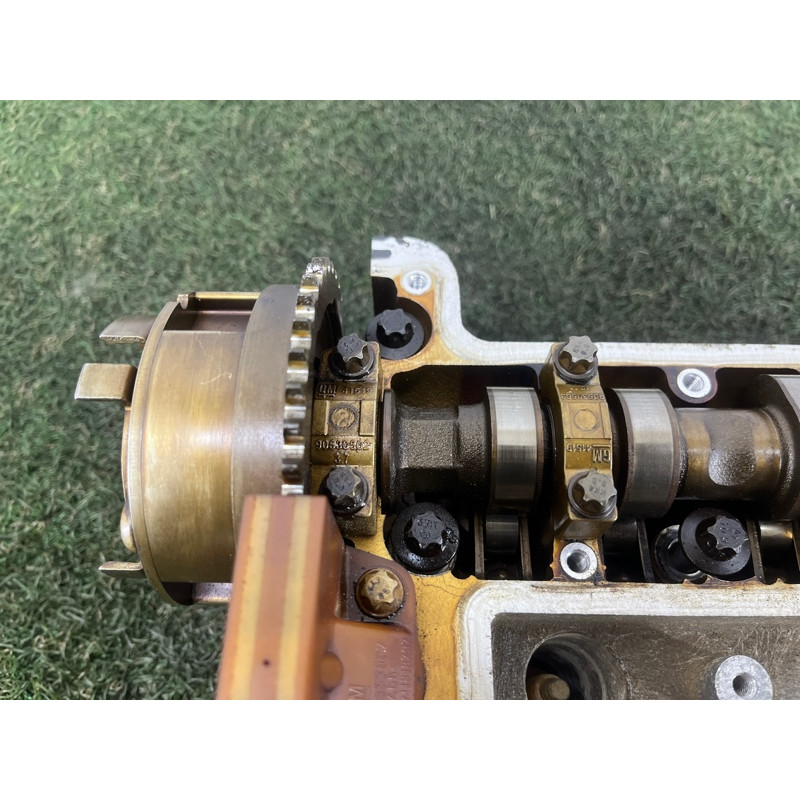 Головка блока цилиндров (двигатель и элементы) CHEVROLET Volt 1 2012 1.4 55568829