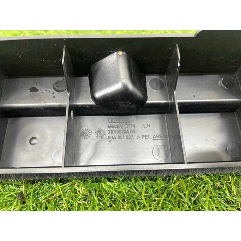 Обшивка багажника (салон) AUDI Q5 FY 2018 2.0 TFSI DAYB 80A861827CGW8