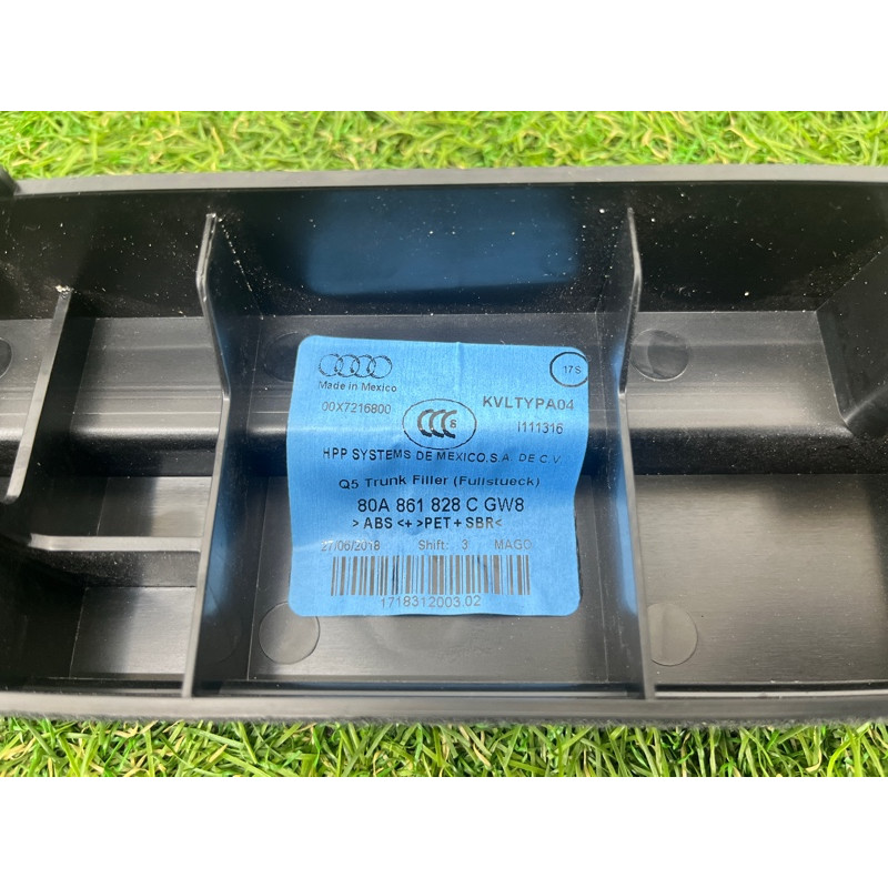Обшивка багажника (салон) AUDI Q5 FY 2018 2.0 TFSI DAYB 80A861828CGW8
