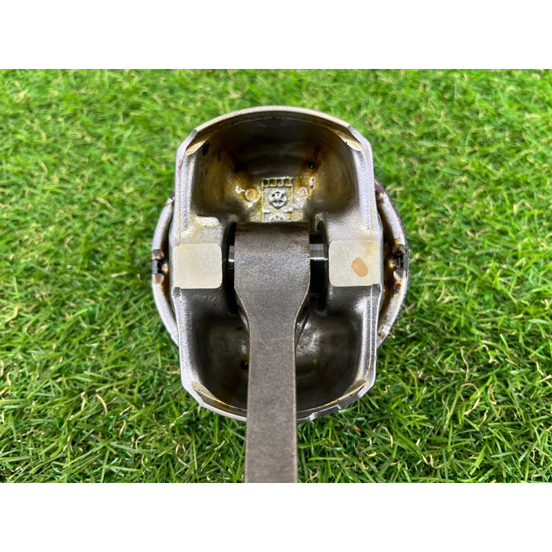 Поршень с шатуном (двигатель и элементы) Dodge Dart PF 2014 2.4 68191813AA