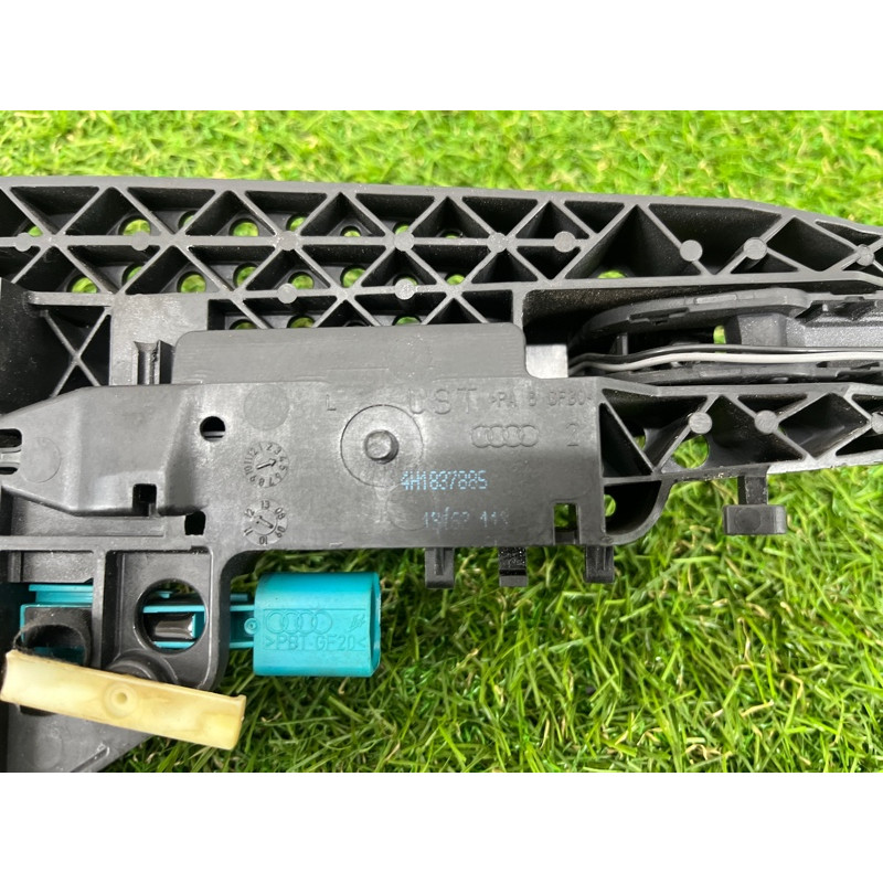 Ручка двери внешняя (кузов и элементы) AUDI A7 4G 2013 3.0 CGXB 4H0837205GRU