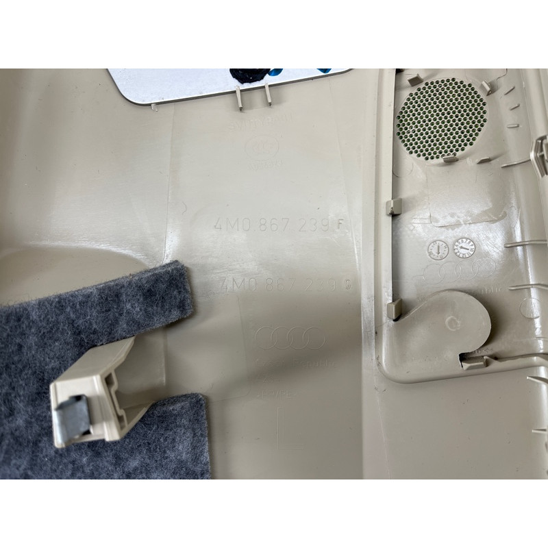 Обшивка стойки центральная (салон) AUDI Q7 4M 2018 3.0 TFSi 4M0867239FSF3