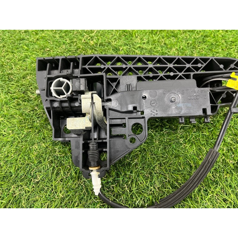 Ручка двери внешняя (кузов и элементы) AUDI A7 4G 2013 3.0 CGXB 4H0837205GRU