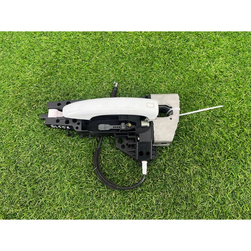 Ручка двери внешняя (кузов и элементы) AUDI Q5 8R 2012 3.2 CALB 8T0837205AGRU