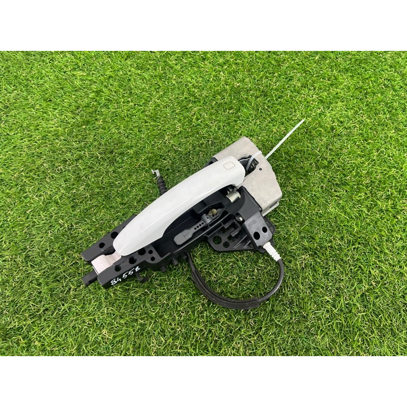 Ручка двери внешняя (кузов и элементы) AUDI Q5 8R 2012 3.2 CALB 8T0837205AGRU