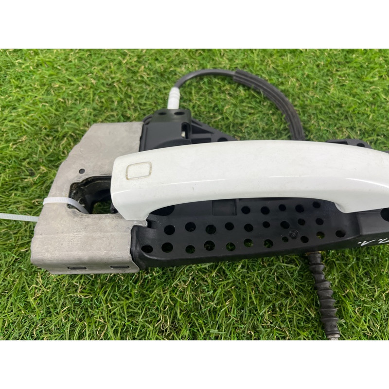 Ручка двери внешняя (кузов и элементы) AUDI Q5 8R 2012 3.2 CALB 8T0837205AGRU