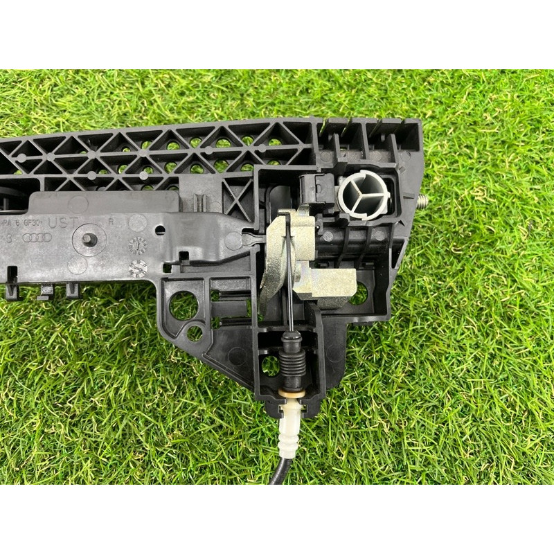 Ручка двери внешняя (кузов и элементы) AUDI A7 4G 2013 3.0 CGXB 4H0837206GRU