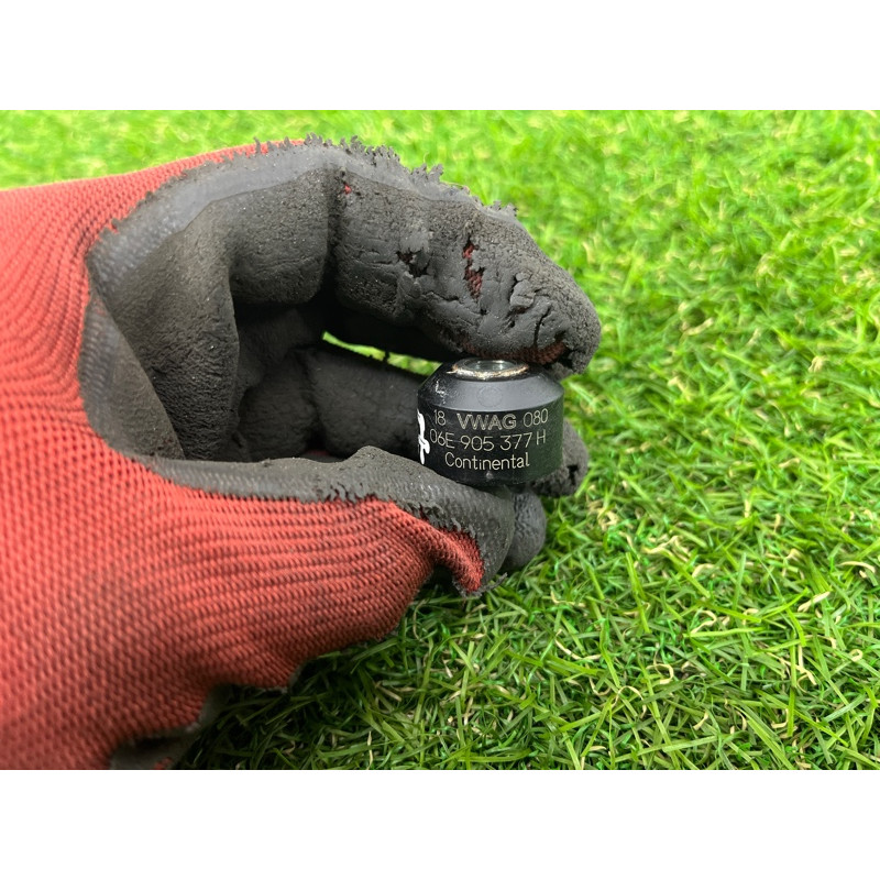 Датчик детонации (электрика двигателя) AUDI Q7 4M 2018 3.0 TFSi 06E905377H