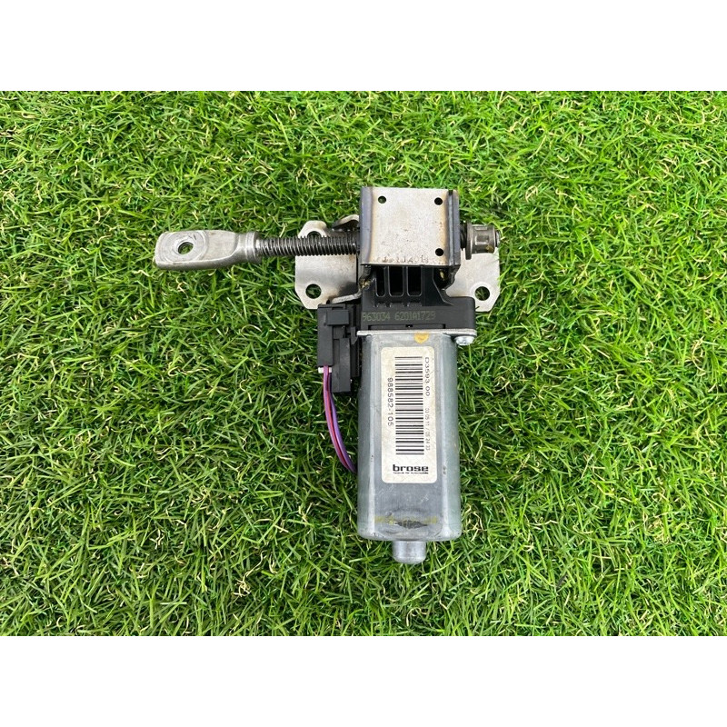 Моторчик регулировки сидения (электрика) Volkswagen Touareg FL 2015 3.6 8K0959762