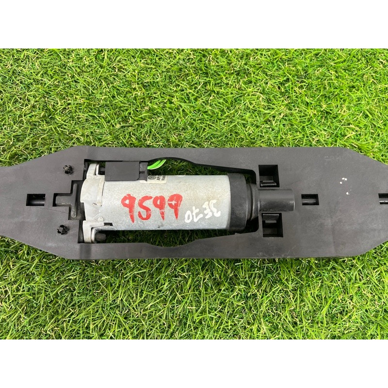 Моторчик регулировки сидения (электрика) BMW X5 E70 2008 3.0 N52N 67319146328