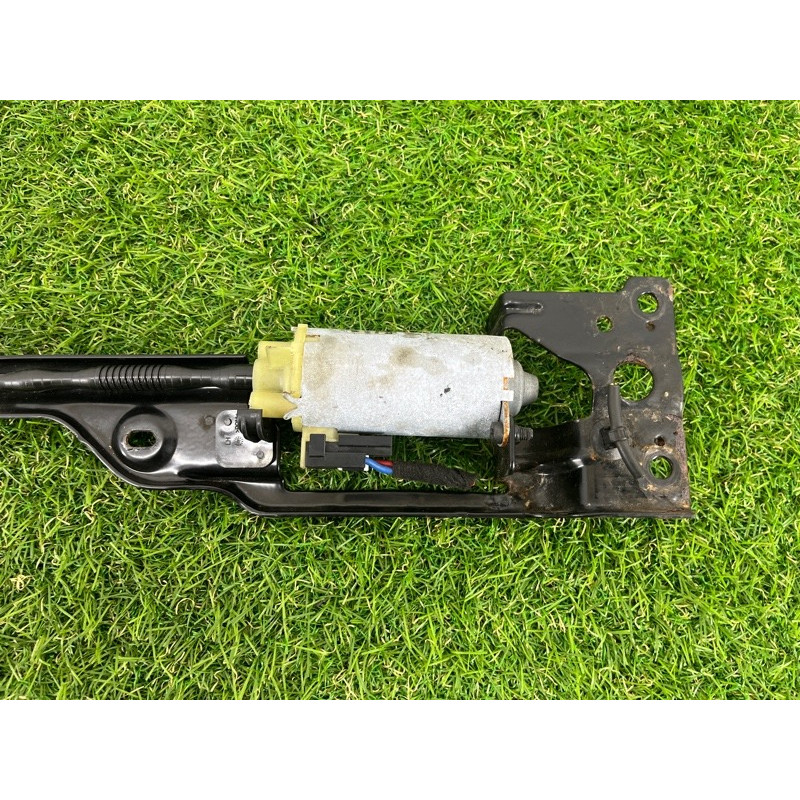 Моторчик регулировки сидения (электрика) Volkswagen Touareg NF 2012 3.0 8K0881183A