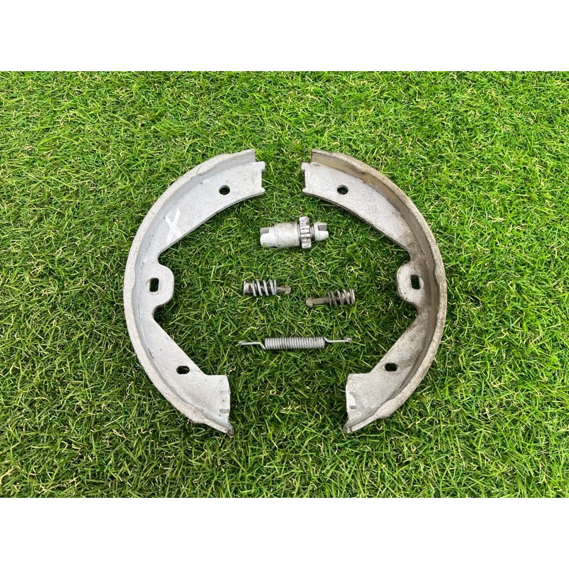 Колодки стояночного тормоза (тормозная система) Volkswagen Touareg NF 2012 3.0 7P0698525