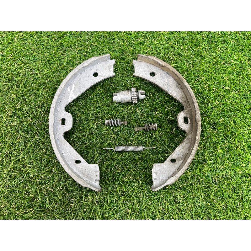 Колодки стояночного тормоза (тормозная система) Volkswagen Touareg NF 2012 3.0 7P0698525