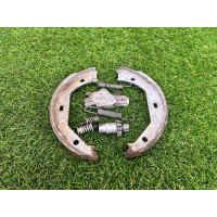 Колодки стояночного тормоза