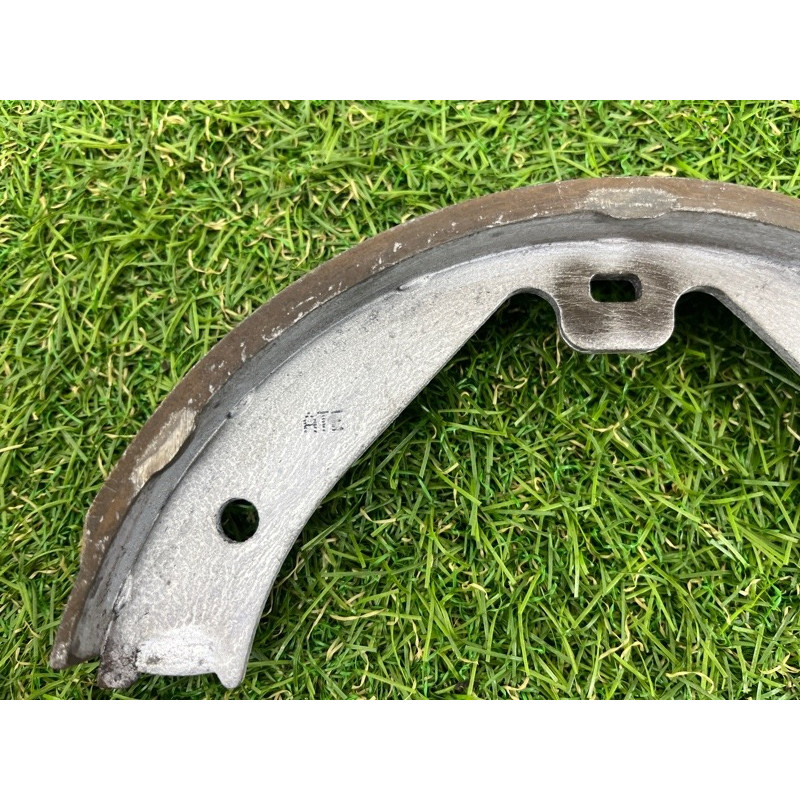 Колодки стояночного тормоза (тормозная система) Volkswagen Touareg FL 2015 3.6 9Y0698533AB