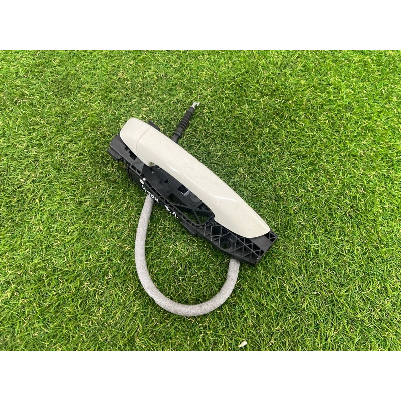 Ручка двери внешняя (кузов и элементы) Volkswagen Touareg NF 2011 3.6 7P6837206BGRU