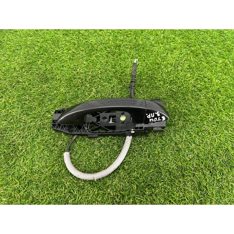 Ручка двери внешняя (кузов и элементы) Volkswagen Touareg II NF 2013 3.0 7P6837206EGRU