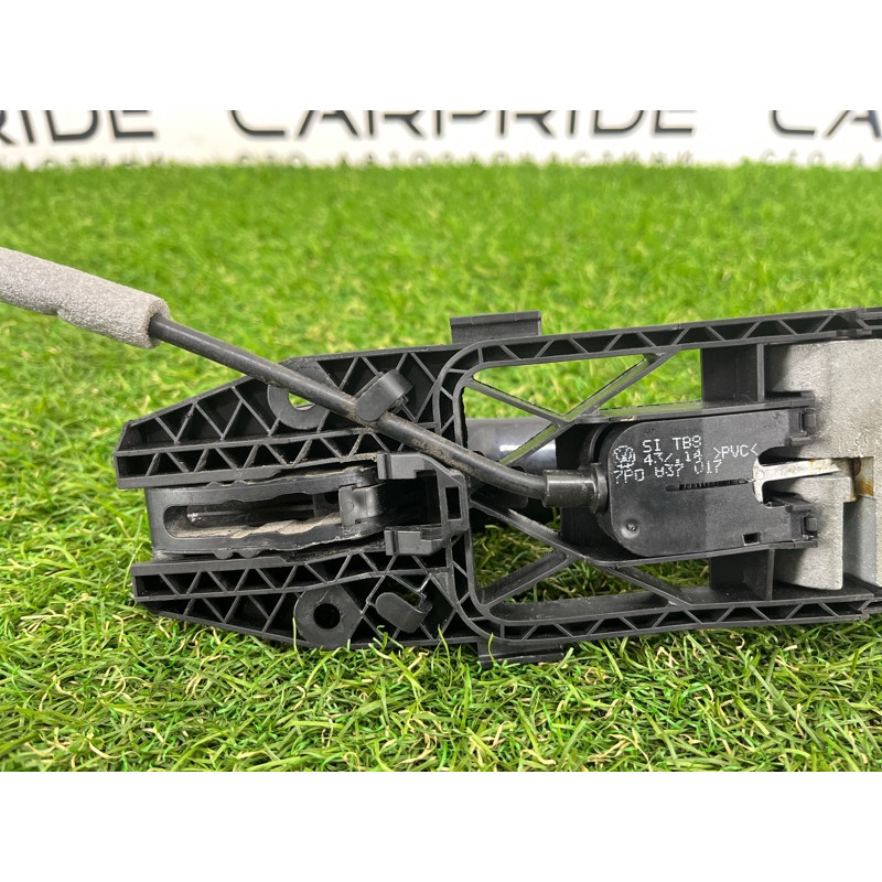 Ручка двери внешняя (кузов и элементы) Volkswagen Touareg II NF 2013 3.0 7P6837206EGRU