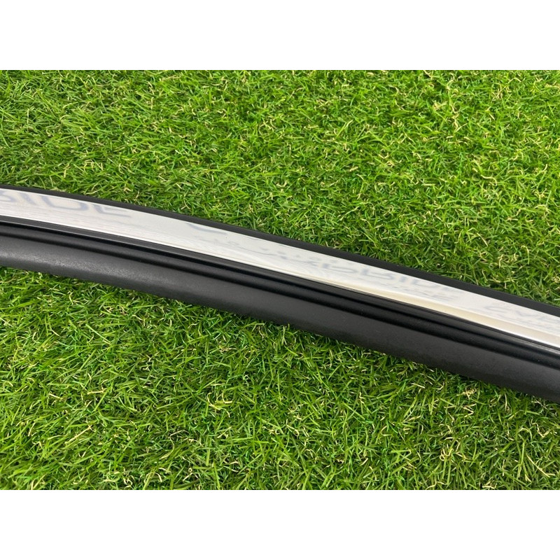 Форточка двери (кузов и элементы) Cadillac Xt5 1 2016 3.6 84852431