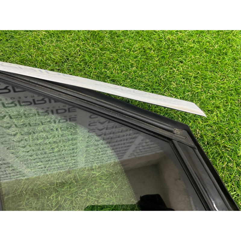 Форточка двери (кузов и элементы) Cadillac Xt5 1 2016 3.6 84852431