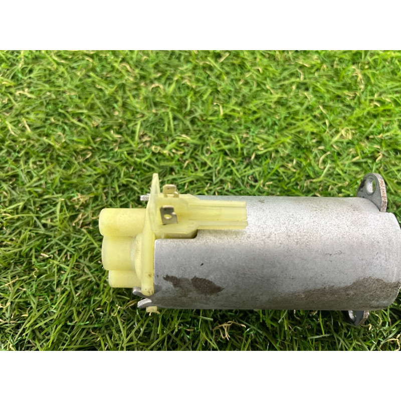 Моторчик регулировки сидения (электрика) Volkswagen Touareg NF 2012 3.0 8K0881184A