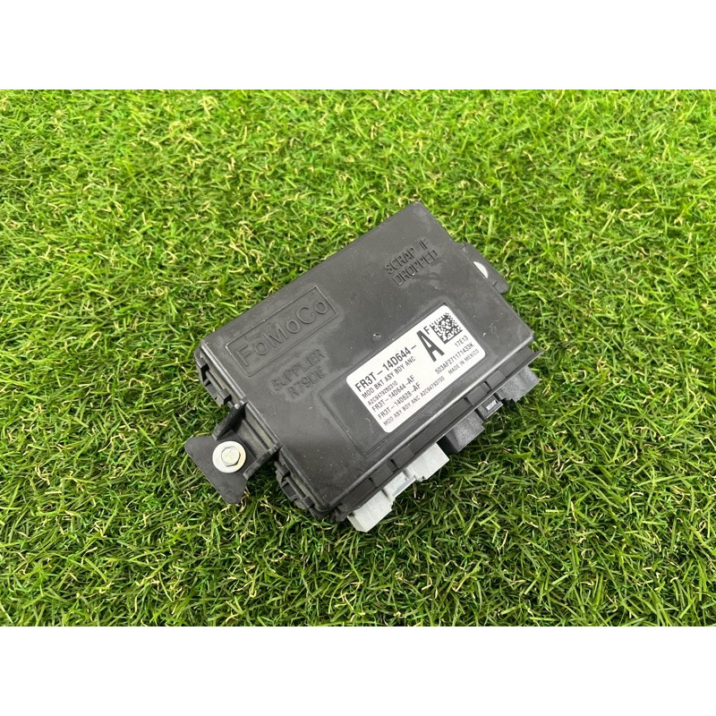 Блок управления светом (электрика / блок управления) FORD Mustang MK6 2017 2.3 FR3Z13C788D