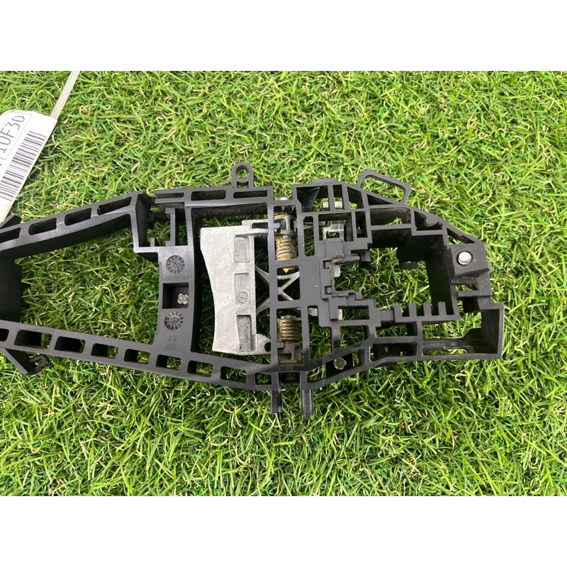 Кронштейн ручки двери (кузов и элементы) BMW 3-series F30 51217242568