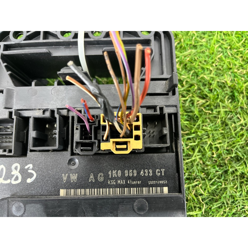 Блок комфорта (электрика / блок управления) Volkswagen Golf 1K 2.5 1k0959433ct