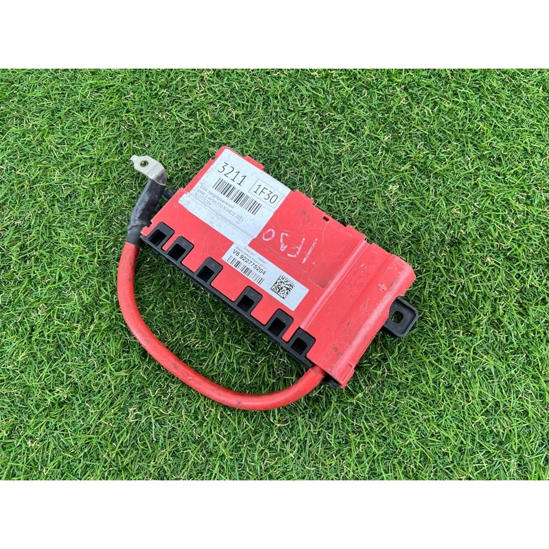 Распределитель B+, многоф. (электрика) BMW 3-series F30 2013 N26B20 61149227752