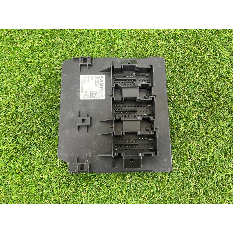 Блок комфорта (электрика / блок управления) Volkswagen Passat B7 2013 2.5 5k0937085s