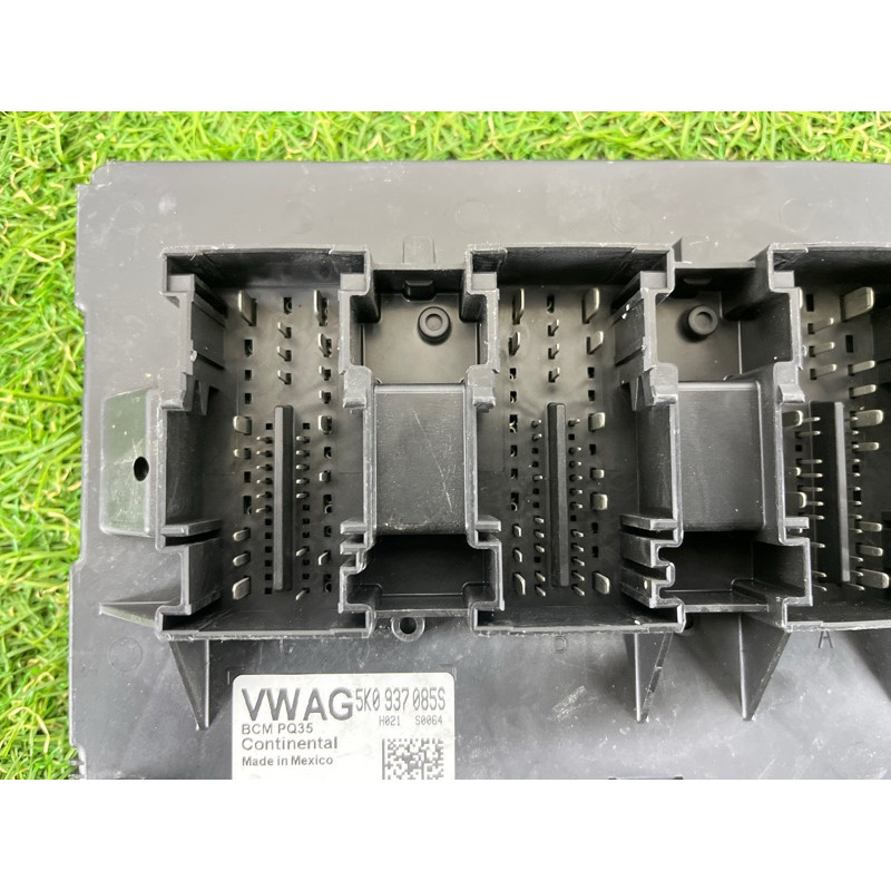 Блок комфорта (электрика / блок управления) Volkswagen Passat B7 2013 2.5 5k0937085s