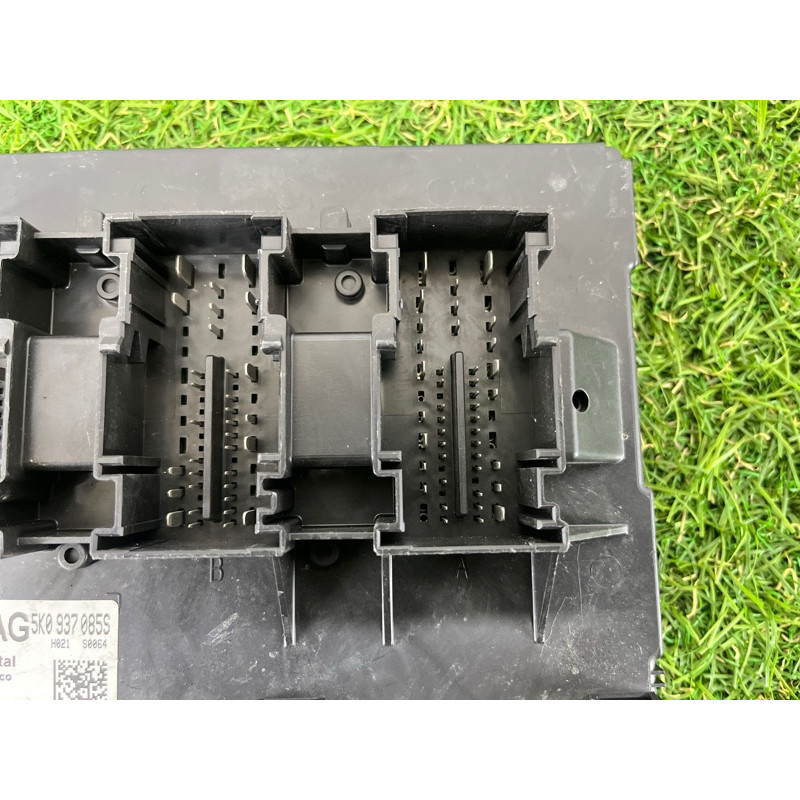Блок комфорта (электрика / блок управления) Volkswagen Passat B7 2013 2.5 5k0937085s