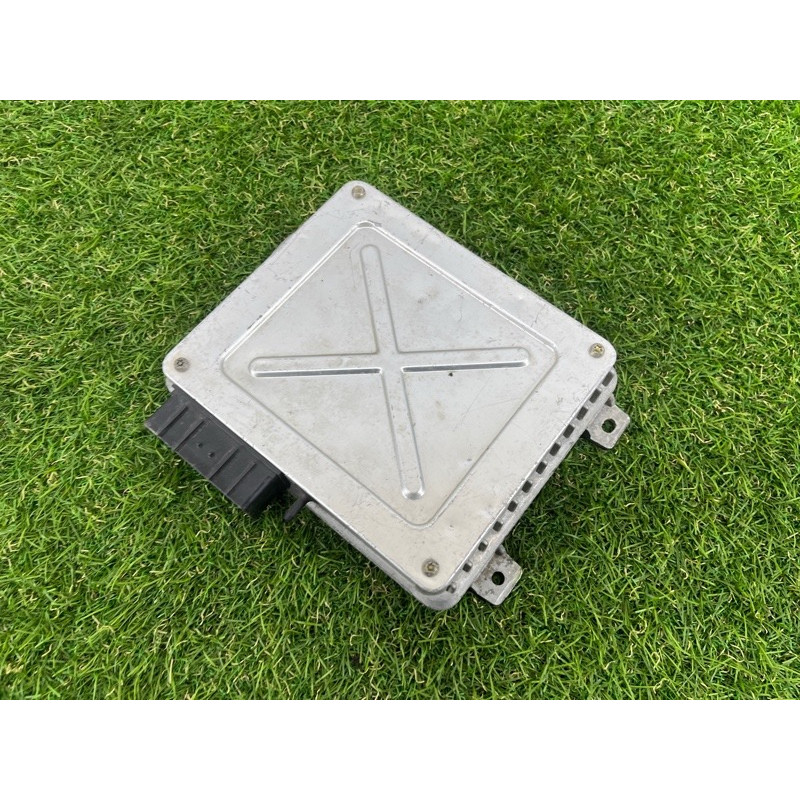 Блок управления двигателем (электрика / блок управления) Land Rover Freelander L314 1.8B MKC104392