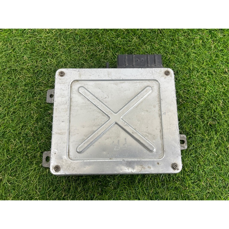 Блок управления двигателем (электрика / блок управления) Land Rover Freelander L314 1.8B MKC104392