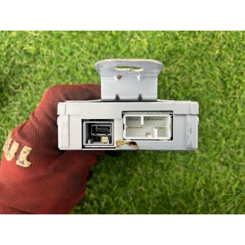 Блок управления usb интерфейсом (электрика / блок управления) Acura TSX CU2 2012 2.4 39113TL2A02