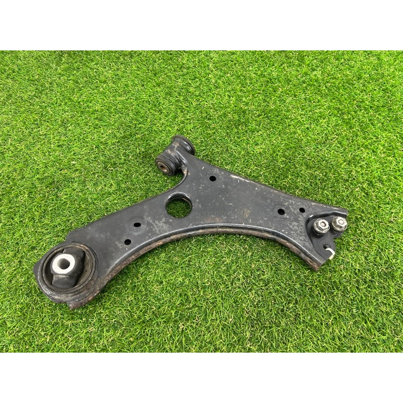 Рычаг подвески (подвеска) Jeep Renegade BU 68318011AC