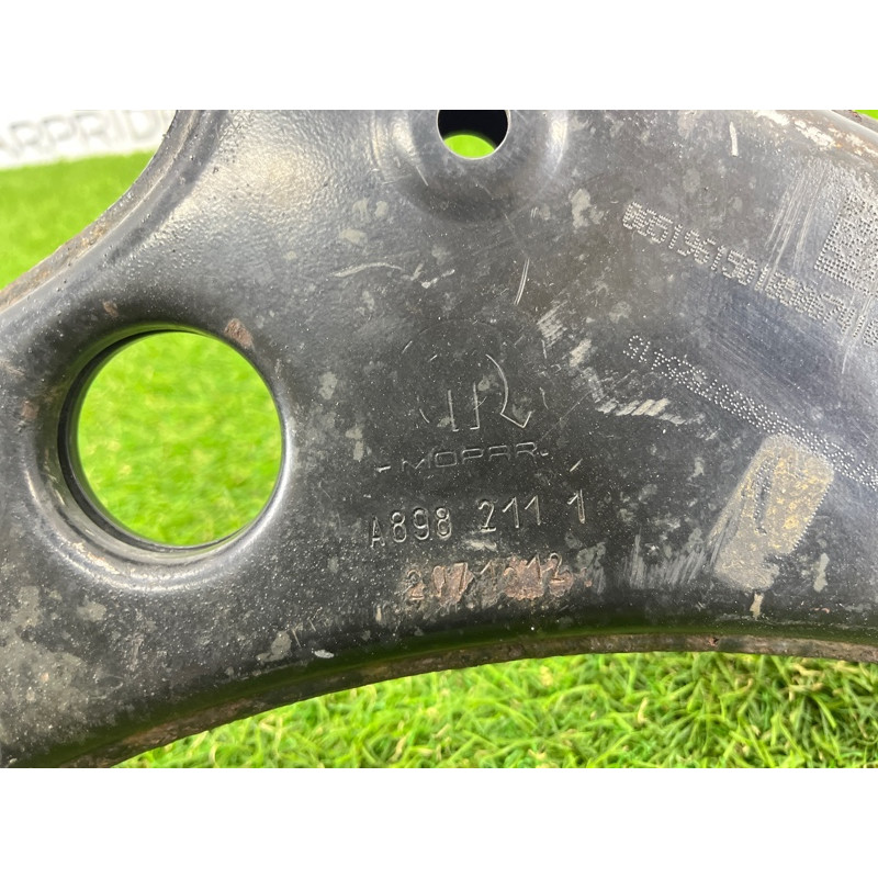 Рычаг подвески (подвеска) Jeep Renegade BU 68318011AC