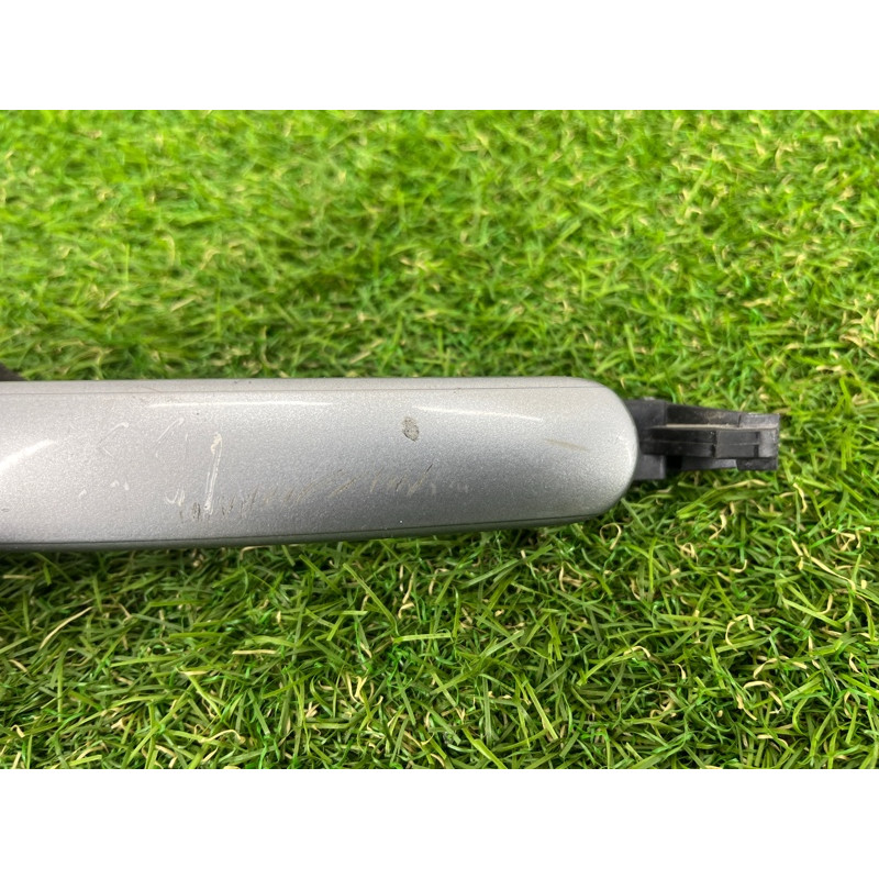 Ручка двери внешняя (кузов и элементы) Volkswagen Passat B5 2003 1.9 TDI 3B0837207GGRU