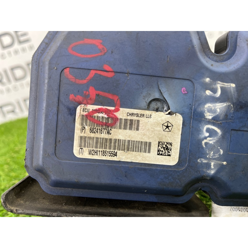 Блок abs (тормозная система) Dodge Durango WD 2015 5.7 HEMi 68262200AA