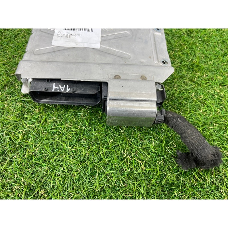 ЭБУ (электрика / блок управления) AUDI A4 B6 2003 2.0 ALT 8E0909557J