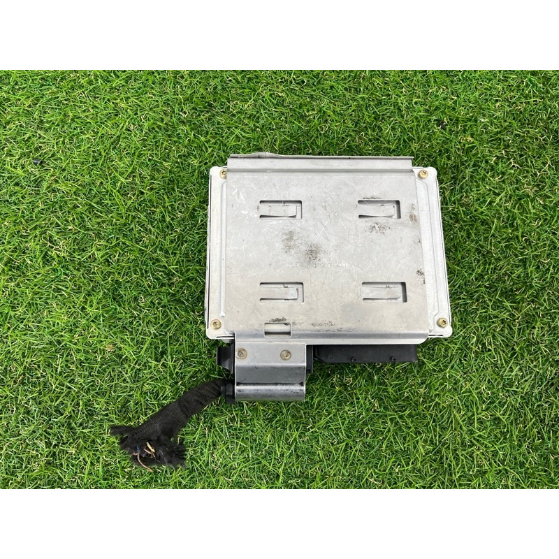 ЭБУ (электрика / блок управления) AUDI A4 B6 2003 2.0 ALT 8E0909557J