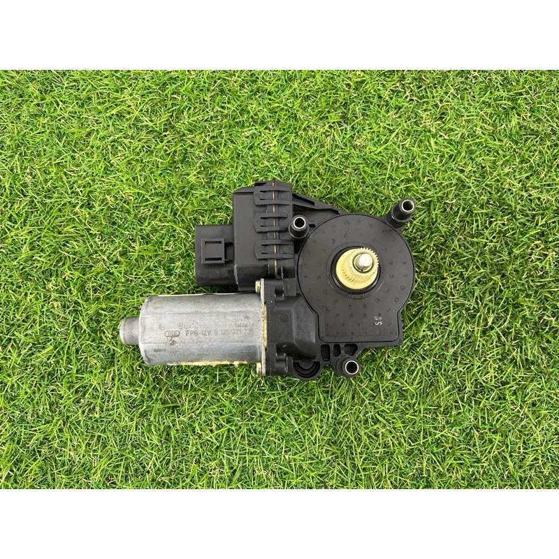 Мотор стеклоподъемника (электрика) AUDI A6 C5 2001 2.5 AKE