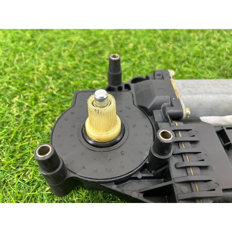 Мотор стеклоподъемника (электрика) AUDI A6 C5 2001 2.5 AKE