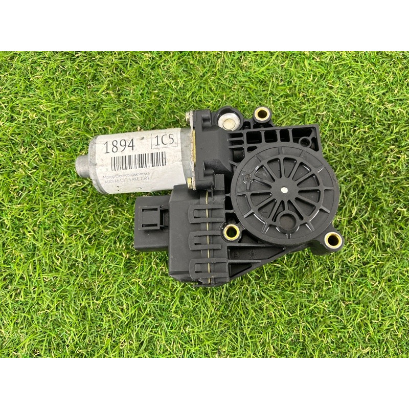 Мотор стеклоподъемника (электрика) AUDI A6 C5 2001 2.5 AKE