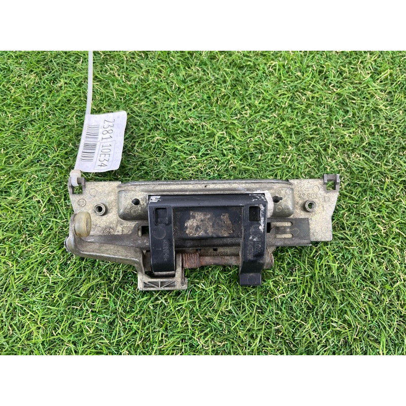 Ручка двери внешняя (кузов и элементы) BMW 5-series E34 51228138952