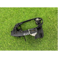 Кронштейн ручки двери