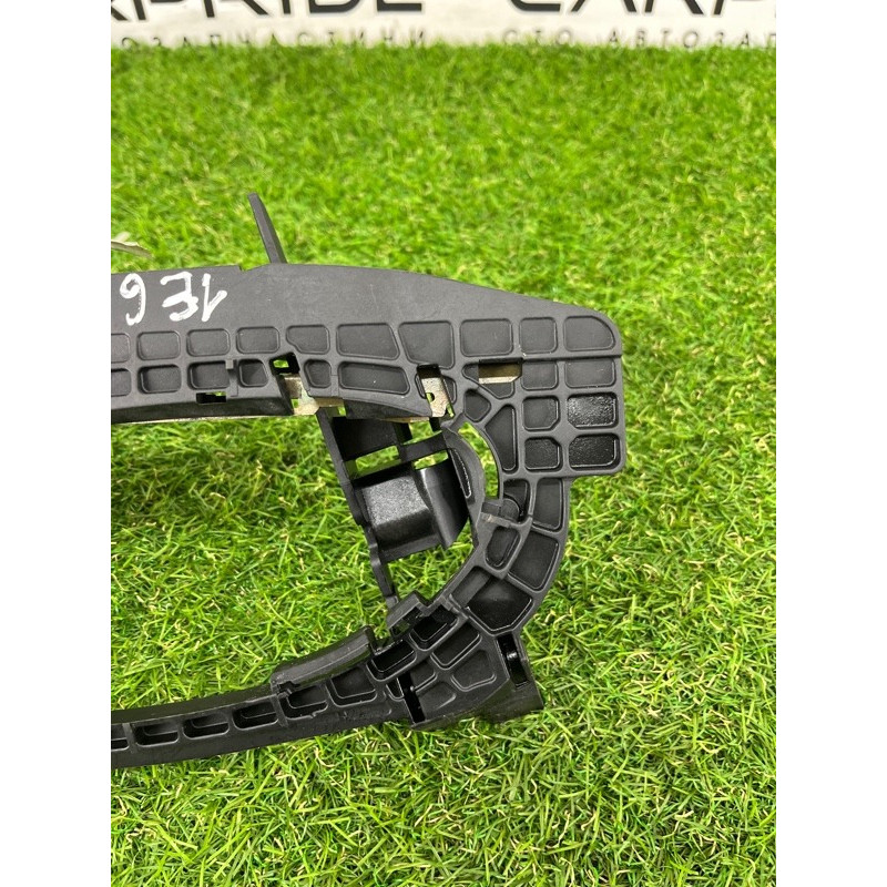 Кронштейн ручки двери (кузов и элементы) BMW 7-series E65 N62B44 51217013705