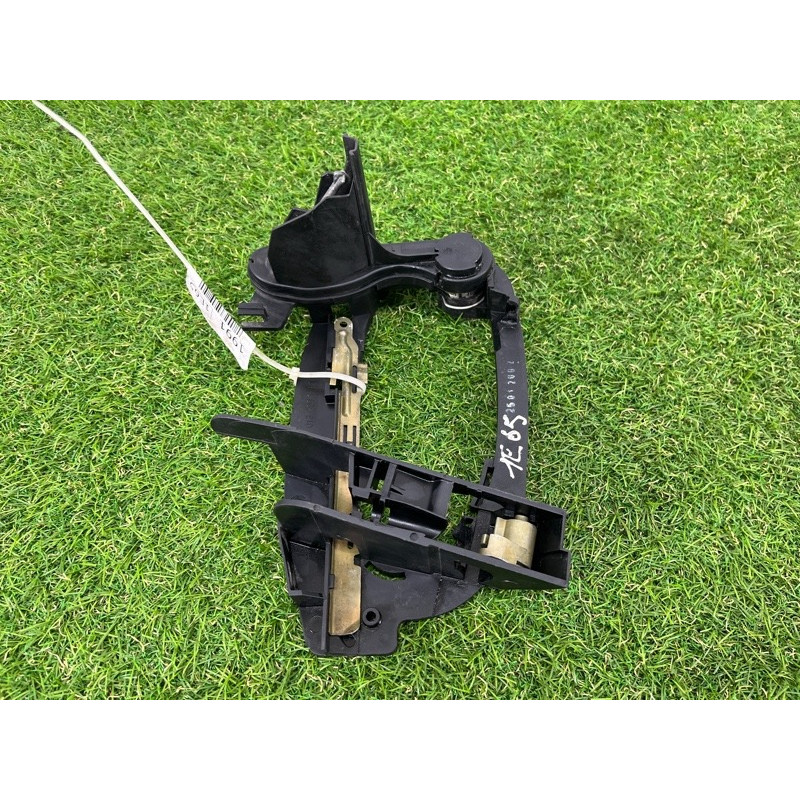 Кронштейн ручки двери (кузов и элементы) BMW 7-series E65 N62B44 51217013705